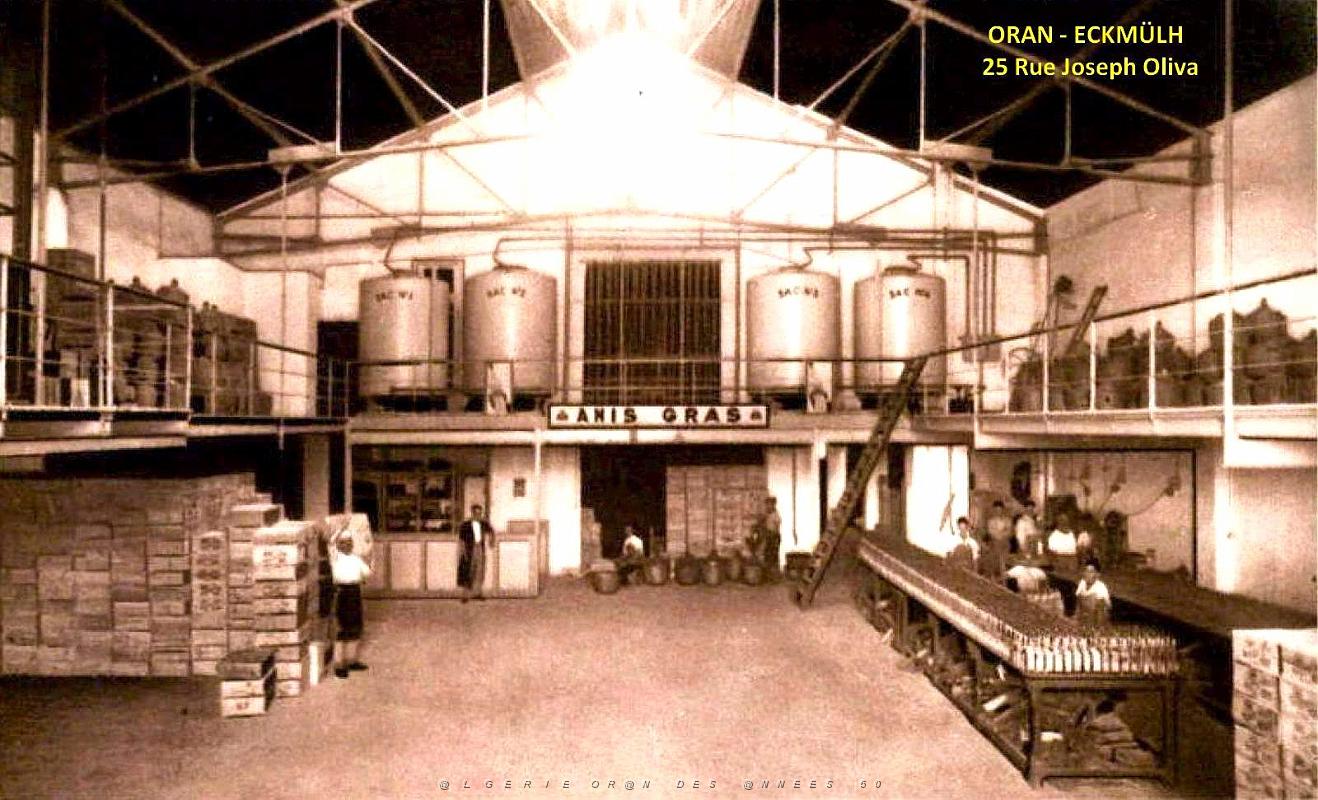 Oran-Eckmulh - Rue Joseph Oliva - Distillerie Anis Gras - Salle d'expedition.jpg
